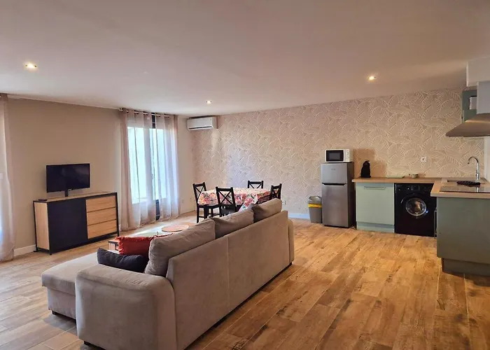 Spacieux T2, Rdc, Charles Trenet Narbona